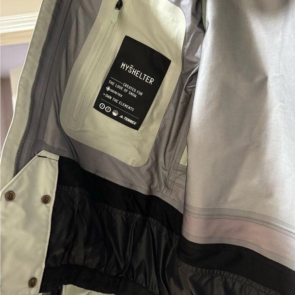 ADIDAS TERREX TECHROCK 3L GORE-TEX C-KNIT JACKET - Picture 7 of 8